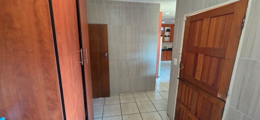 4 Bedroom Property for Sale in Meiringspark North West